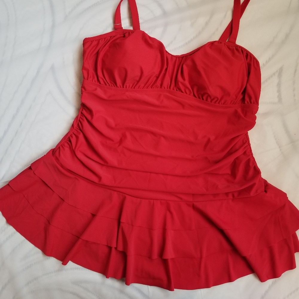 Red Skirted One Piece Swimsuit by Torrid 😍😍